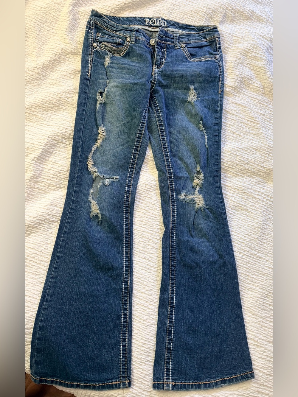 Reign Jeans Curvy Size 9 Distressed Flare Western Embellished Jeans Cowgirl Boho